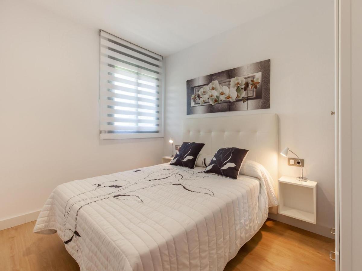 Belvilla By Oyo Modern Apartment In パラモス エクステリア 写真