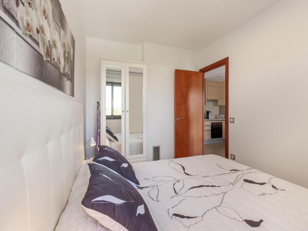 Belvilla By Oyo Modern Apartment In パラモス エクステリア 写真